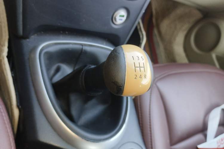 Used Nissan Qashqai 2012 1.6XE Wind 5MT 2WD Gear Lever