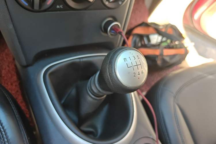Used Nissan Qashqai 2012 2.0 XL Fire 6MT 2WD Gear Lever