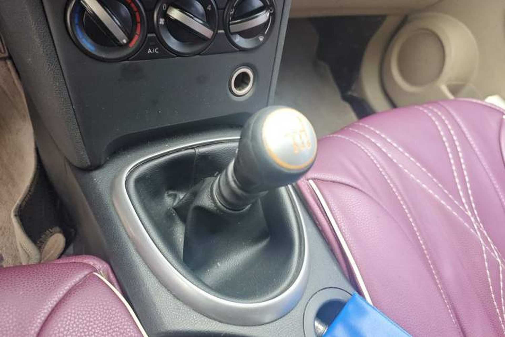 Used Nissan Qashqai 2012 2.0 XL Fire 6MT 2WD Gear Lever