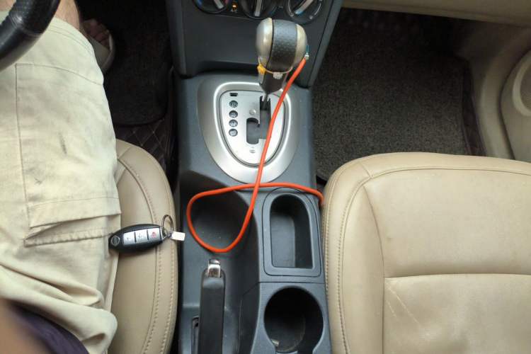 Used Nissan Qashqai 2012 2.0 XL Fire CVT 2WD Gear Lever