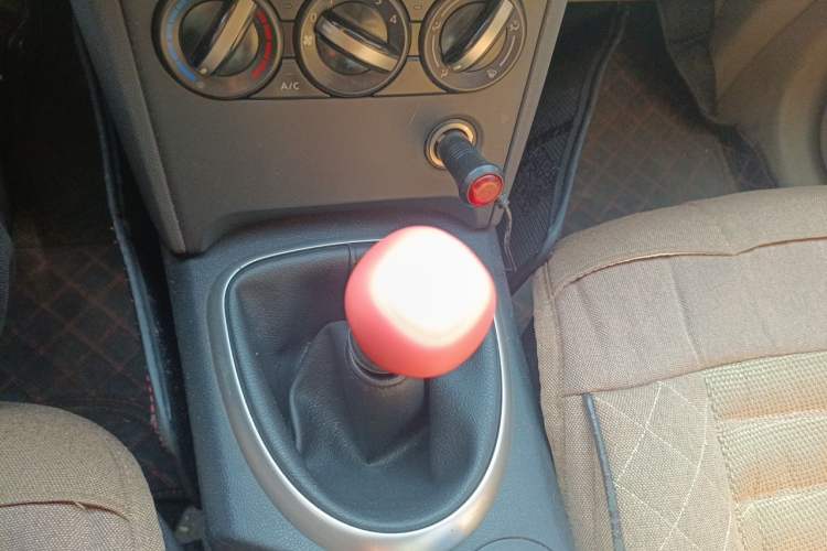Used Nissan Qashqai 2012 2.0 XL Fire 6MT 2WD Gear Lever