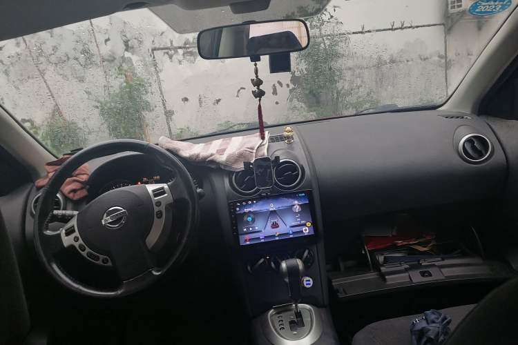 Used Nissan Qashqai 2012 2.0 XL Fire CVT 2WD Headliner