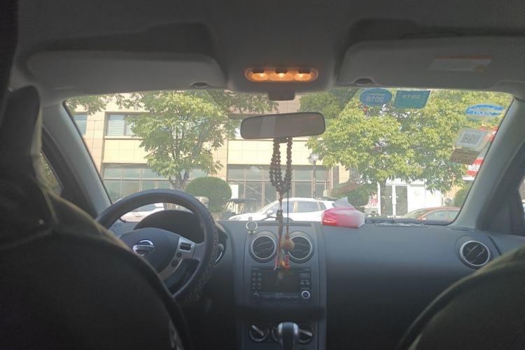 Used Nissan Qashqai 2012 2.0 XL Fire CVT 2WD Headliner