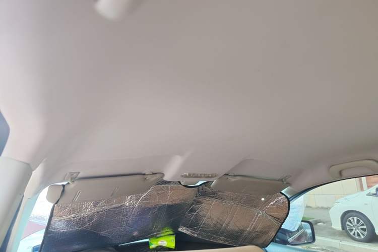 Used Nissan Qashqai 2012 2.0 XL Fire CVT 2WD Headliner