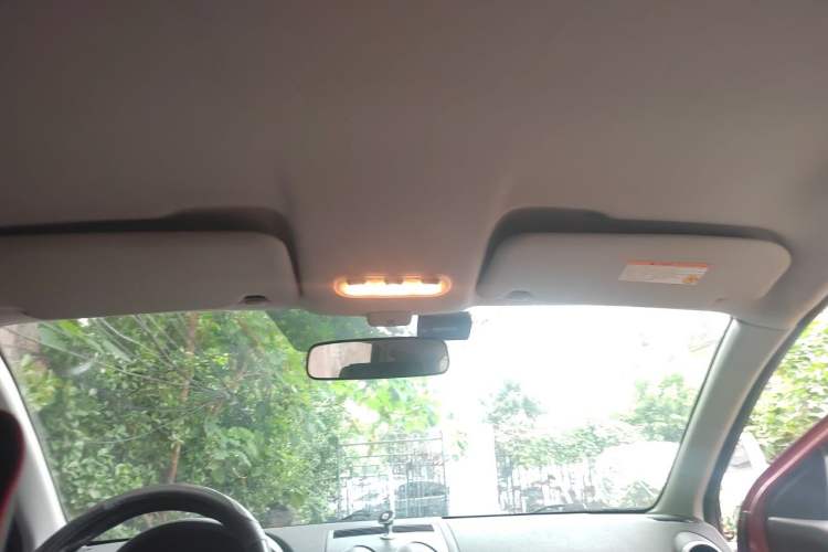Used Nissan Qashqai 2012 2.0 XL Fire CVT 2WD Headliner