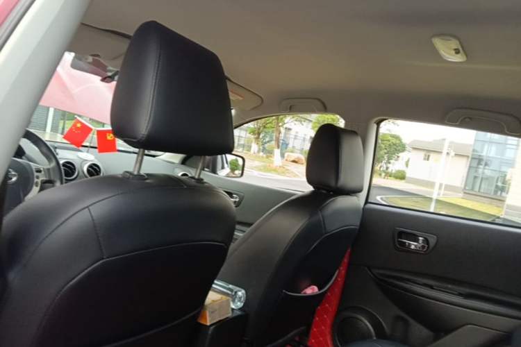 Used Nissan Qashqai 2012 2.0 XL Fire CVT 2WD Headliner