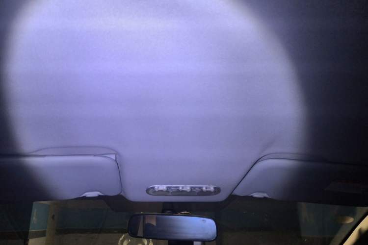 Used Nissan Qashqai 2012 2.0 XL Fire 6MT 2WD Headliner