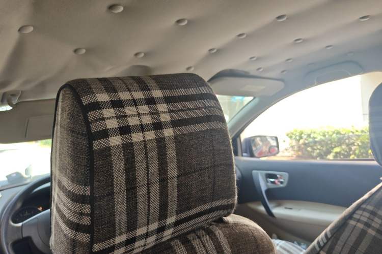 Used Nissan Qashqai 2012 1.6XE Wind 5MT 2WD Headliner