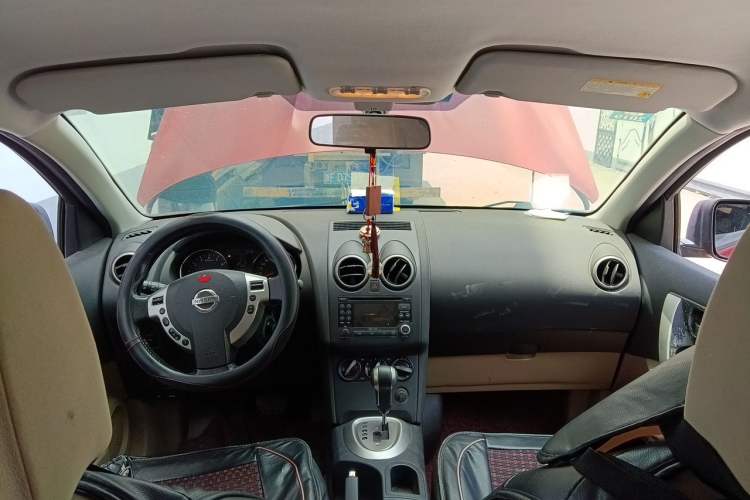 Used Nissan Qashqai 2012 2.0 XL Fire CVT 2WD Headliner