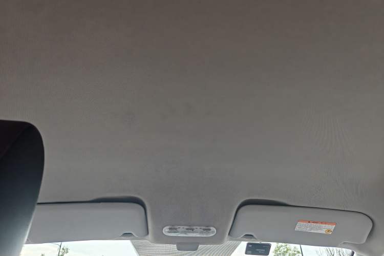 Used Nissan Qashqai 2012 2.0 XL Fire CVT 2WD Headliner