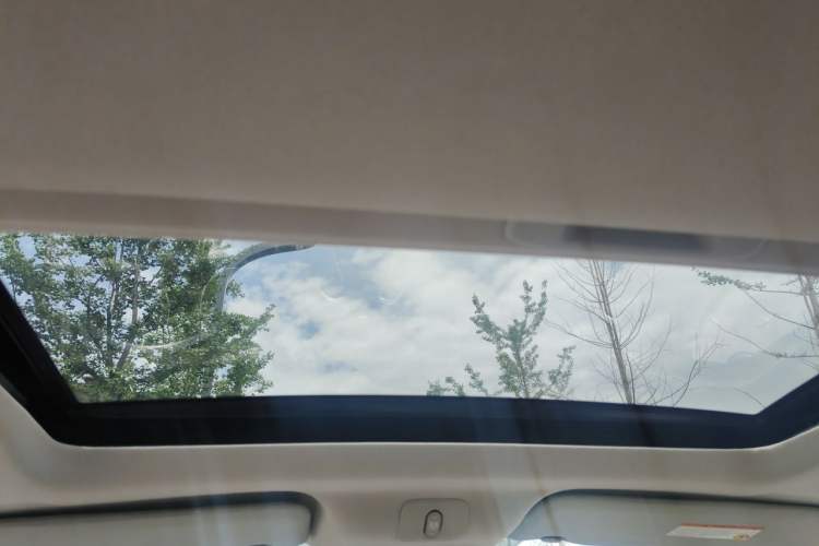 Used Nissan Qashqai 2012 2.0 XV LE CVT 2WD Headliner