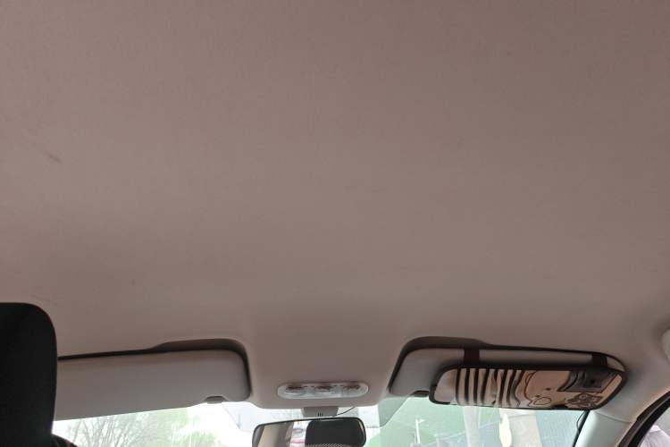 Used Nissan Qashqai 2012 2.0 XL Fire CVT 2WD Headliner