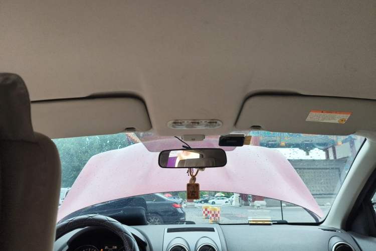 Used Nissan Qashqai 2012 2.0 XL Fire CVT 2WD Headliner