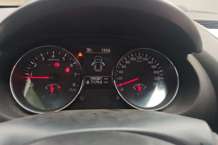 Used Nissan Qashqai 2012 2.0 XL Fire 6MT 2WD Instrument Cluster