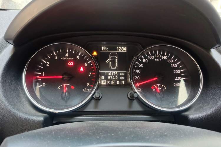Used Nissan Qashqai 2012 2.0 XL Fire CVT 2WD Instrument Cluster