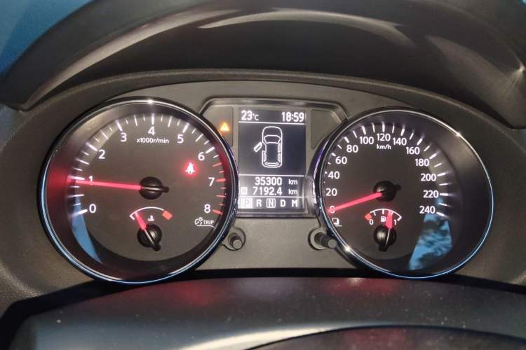 Used Nissan Qashqai 2012 2.0 XL Fire CVT 2WD Instrument Cluster