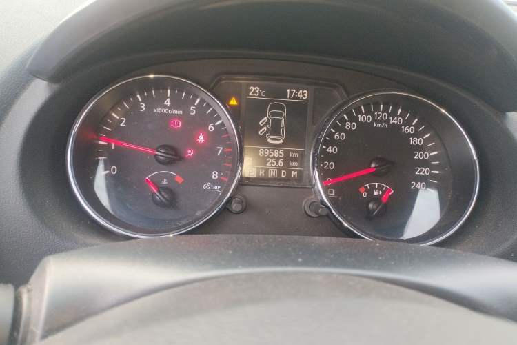 Used Nissan Qashqai 2012 2.0 XL Fire CVT 2WD Instrument Cluster