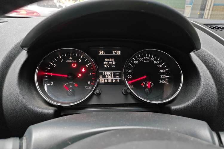 Used Nissan Qashqai 2012 2.0 XL Fire CVT 2WD Instrument Cluster
