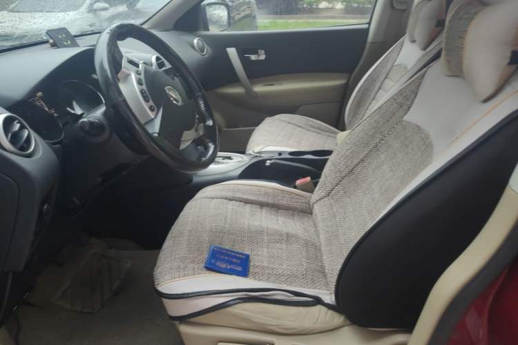 Used Nissan Qashqai 2012 2.0 XL Fire CVT 2WD Left Front Seat