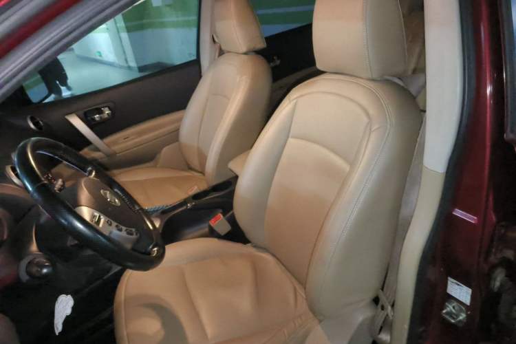 Used Nissan Qashqai 2012 2.0 XL Fire CVT 2WD Left Front Seat