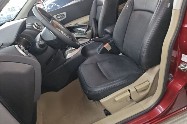 Used Nissan Qashqai 2012 2.0 XL Fire CVT 2WD Left Front Seat