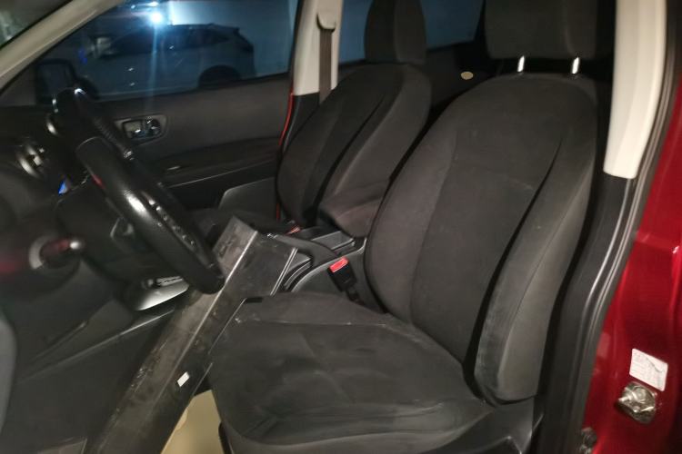 Used Nissan Qashqai 2012 2.0 XL Fire CVT 2WD Left Front Seat