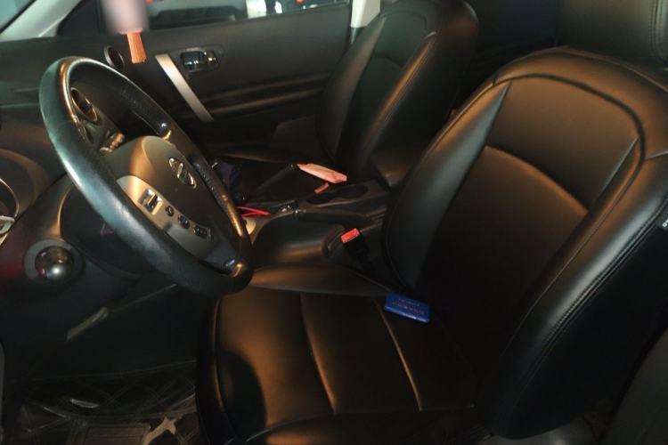 Used Nissan Qashqai 2012 2.0 XL Fire CVT 2WD Left Front Seat