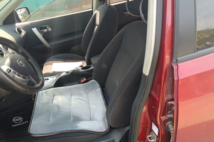 Used Nissan Qashqai 2012 2.0 XL Fire CVT 2WD Left Front Seat