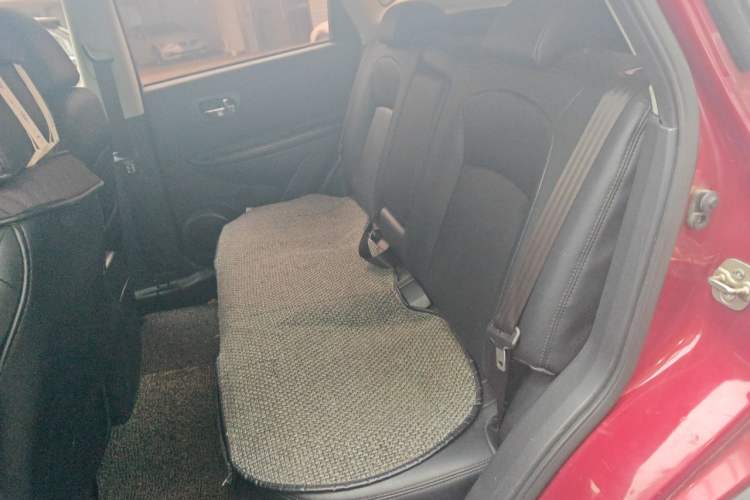 Used Nissan Qashqai 2012 2.0 XL Fire 6MT 2WD Left Rear Seat