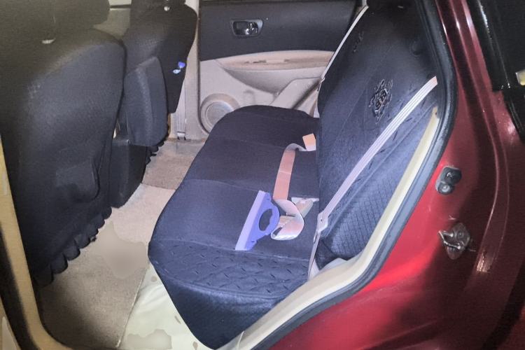 Used Nissan Qashqai 2012 2.0 XL Fire 6MT 2WD Left Rear Seat