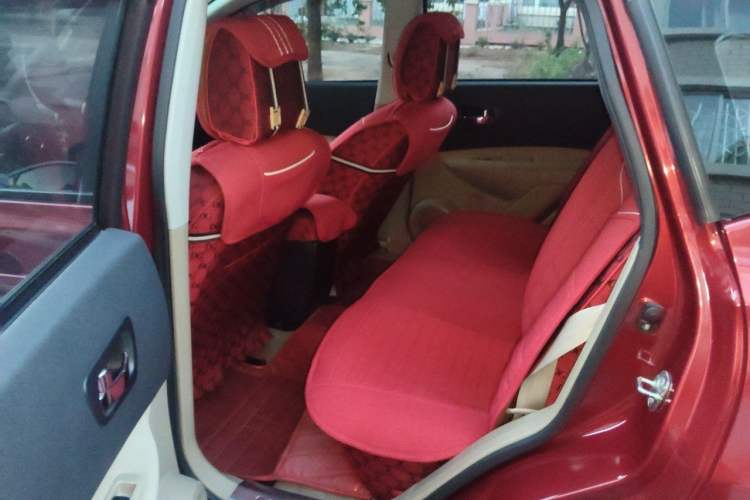 Used Nissan Qashqai 2012 2.0 XL Fire CVT 2WD Left Rear Seat