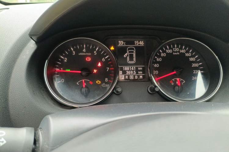 Used Nissan Qashqai 2012 2.0 XL Fire CVT 2WD Odometer Close Up