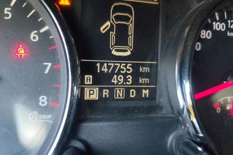 Used Nissan Qashqai 2012 2.0 XL Fire CVT 2WD Odometer Close Up