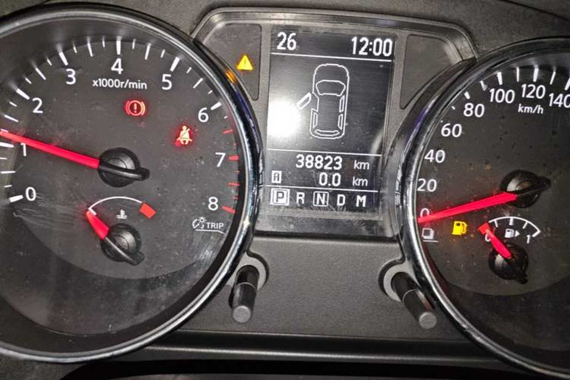 Used Nissan Qashqai 2012 2.0 XL Fire CVT 2WD Odometer Close Up