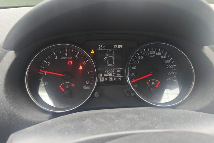 Used Nissan Qashqai 2012 2.0 XL Fire CVT 2WD Odometer Close Up