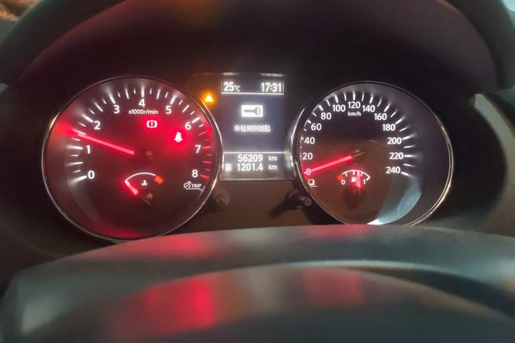 Used Nissan Qashqai 2012 2.0 XL Fire 6MT 2WD Odometer Close Up