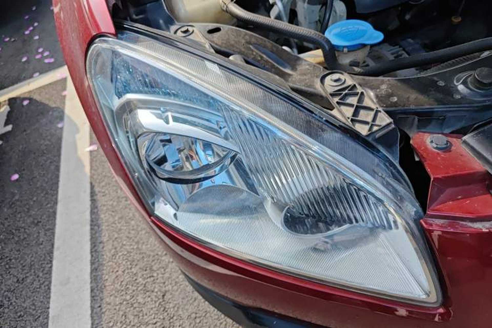 Used Nissan Qashqai 2012 2.0 XV LE CVT 2WD Right Front Headlight