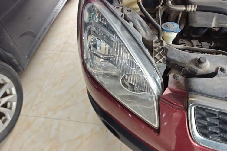 Used Nissan Qashqai 2012 2.0 XV LE CVT 2WD Right Front Headlight