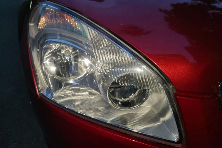 Used Nissan Qashqai 2012 2.0 XL Fire 6MT 2WD Right Front Headlight