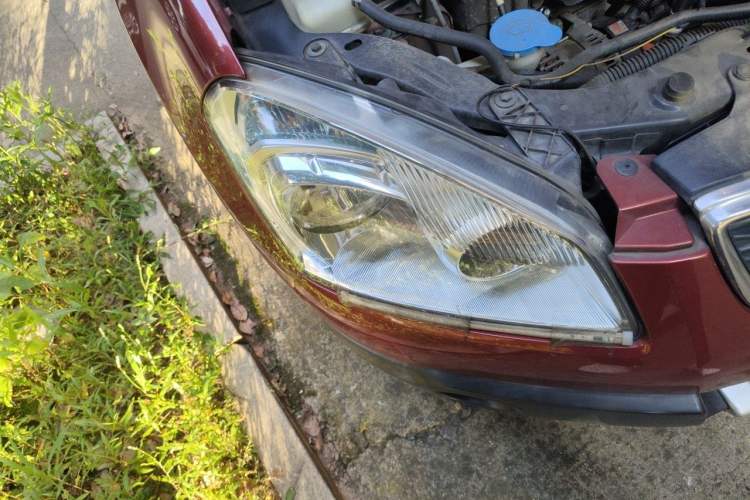 Used Nissan Qashqai 2012 1.6XE Wind 5MT 2WD Right Front Headlight