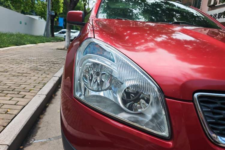 Used Nissan Qashqai 2012 2.0 XL Fire 6MT 2WD Right Front Headlight