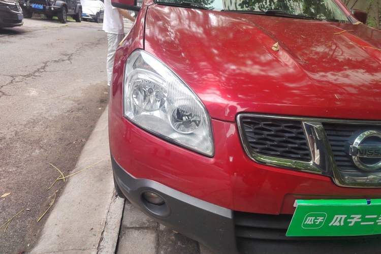Used Nissan Qashqai 2012 2.0 XL Fire CVT 2WD Right Front Headlight