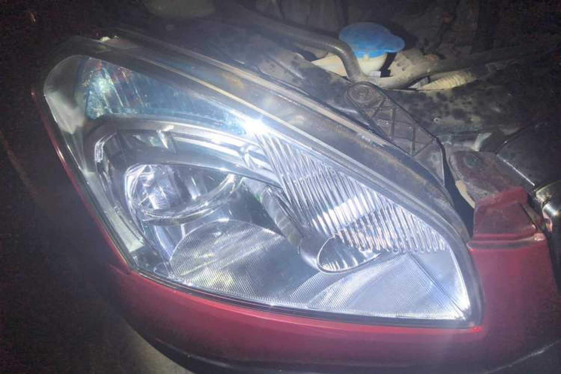 Used Nissan Qashqai 2012 2.0 XL Fire 6MT 2WD Right Front Headlight