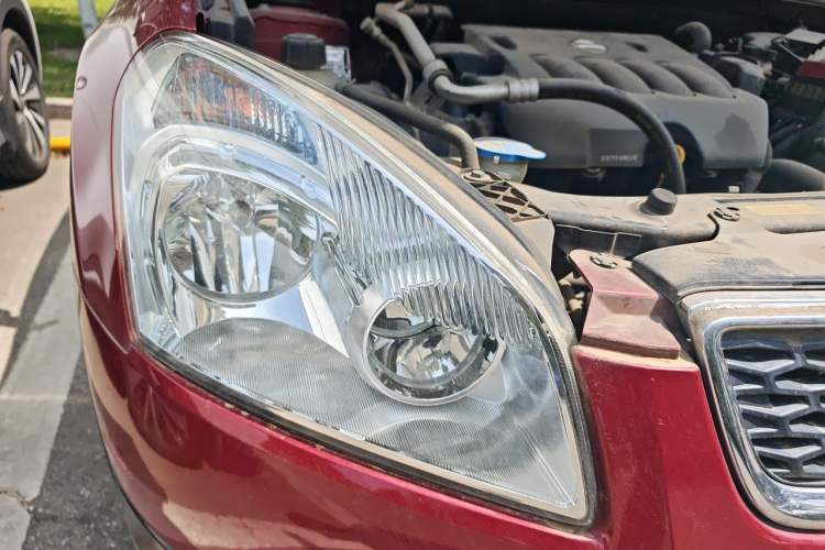 Used Nissan Qashqai 2012 2.0 XL Fire CVT 2WD Right Front Headlight