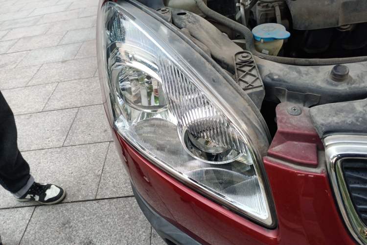 Used Nissan Qashqai 2012 2.0 XL Fire CVT 2WD Right Front Headlight