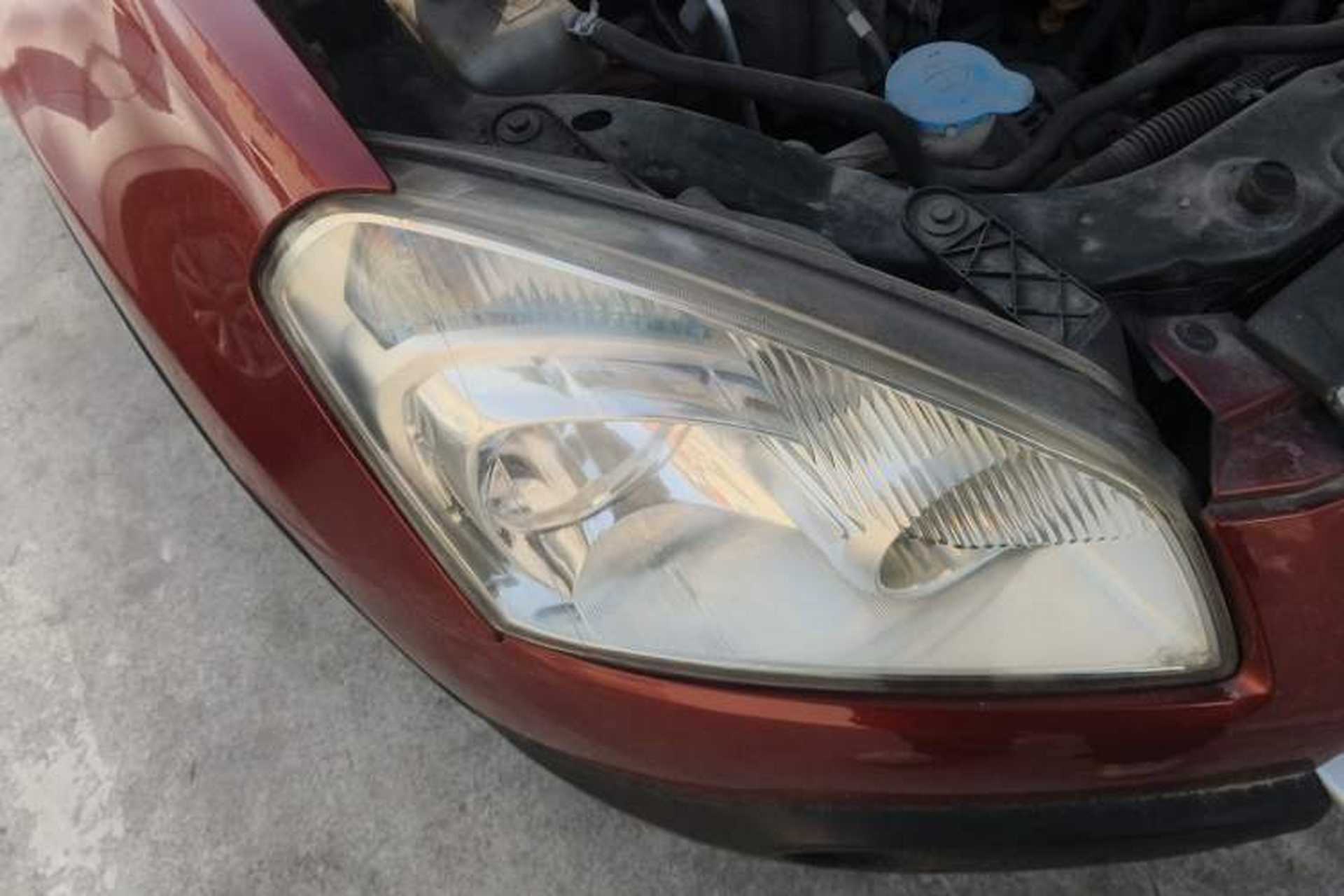 Used Nissan Qashqai 2012 1.6XE Wind 5MT 2WD Right Front Headlight