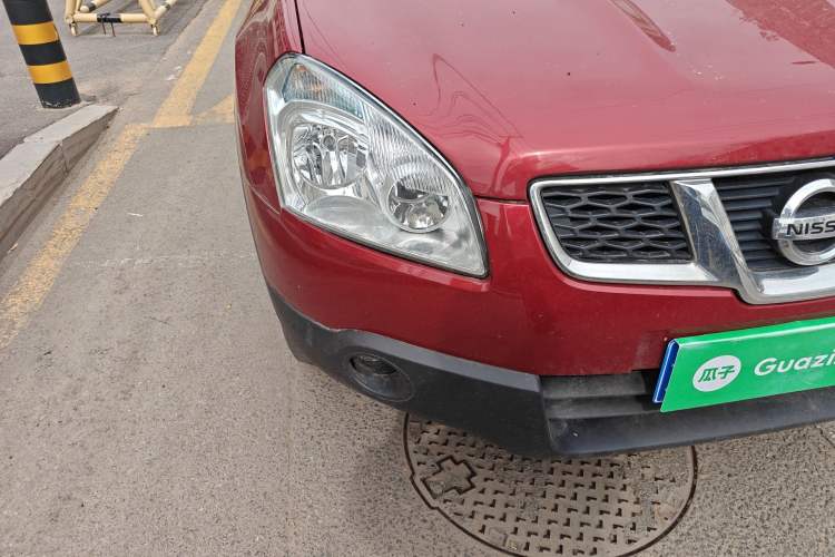 Used Nissan Qashqai 2012 2.0 XL Fire CVT 2WD Right Front Headlight