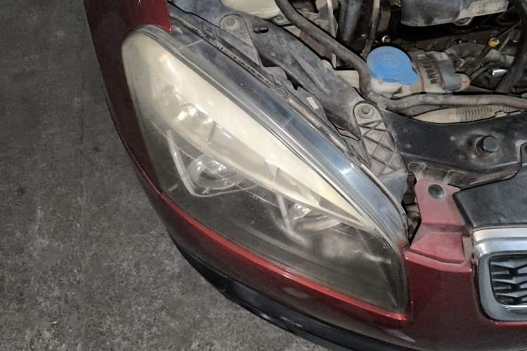 Used Nissan Qashqai 2012 2.0 XV LE CVT 2WD Right Front Headlight