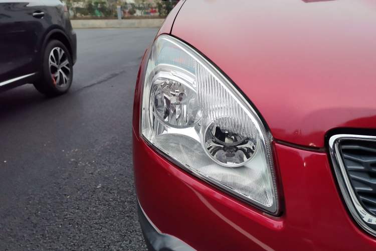 Used Nissan Qashqai 2012 2.0 XV LE CVT 2WD Right Front Headlight