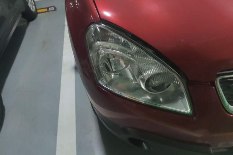 Used Nissan Qashqai 2012 2.0 XL Fire 6MT 2WD Right Front Headlight